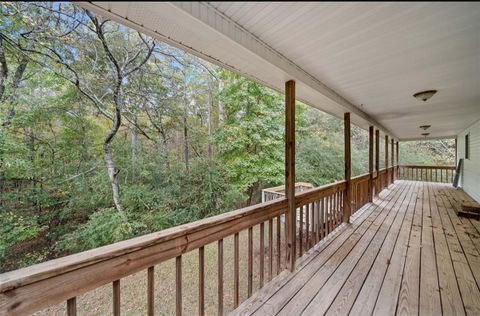 A home in Whitesburg