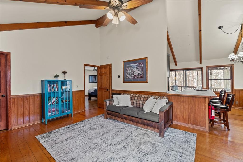 986 Mountain Oak Road