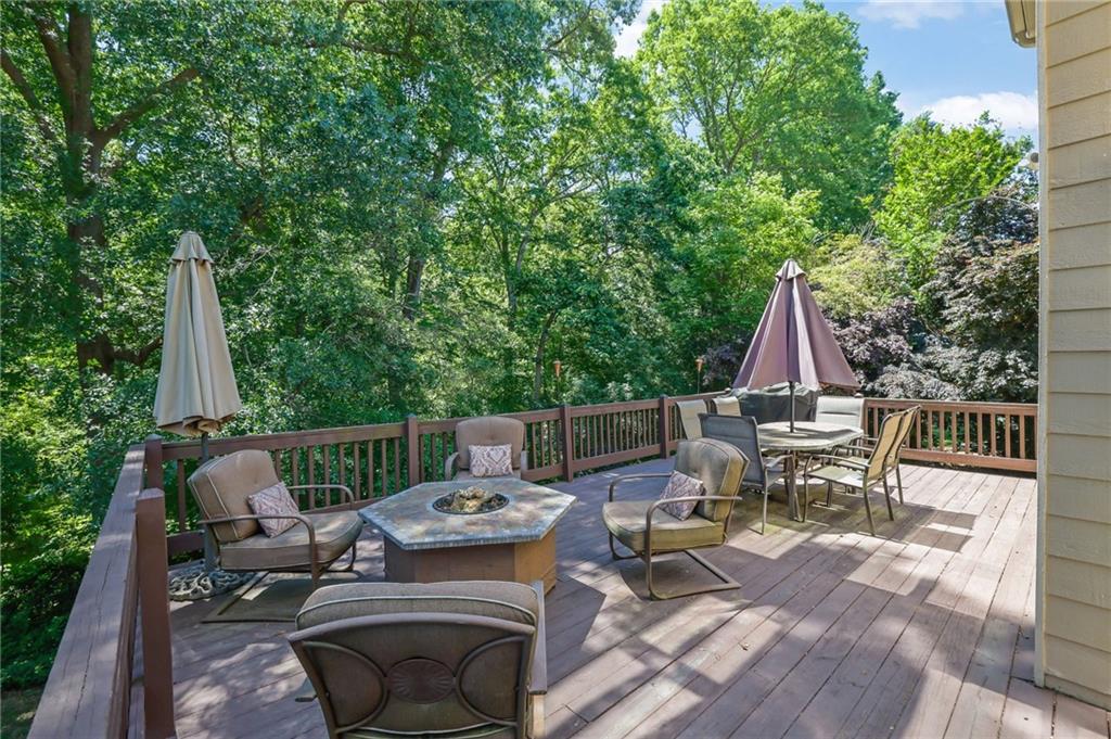 765 Vinings Estates Drive, Mableton, Georgia image 33