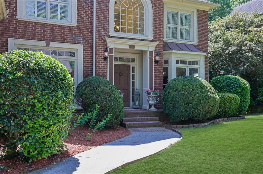 765 Vinings Estates Drive, Mableton, Georgia image 2
