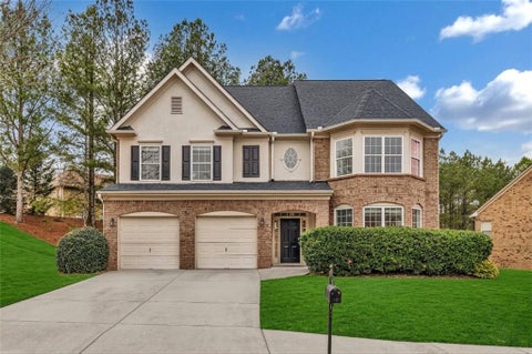 Homes For Sale - 5401 Stone Cove Drive<br/> Atlanta, GA 30331
