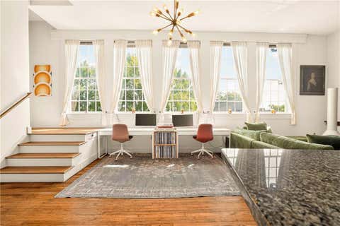 Condo For Sale - 600 College Street #203<br/> Hapeville, GA 30354
