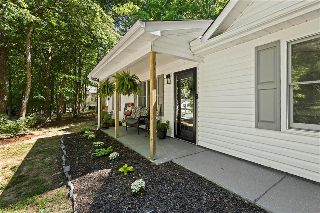 121 Danielle Court, Villa Rica, Georgia image 3