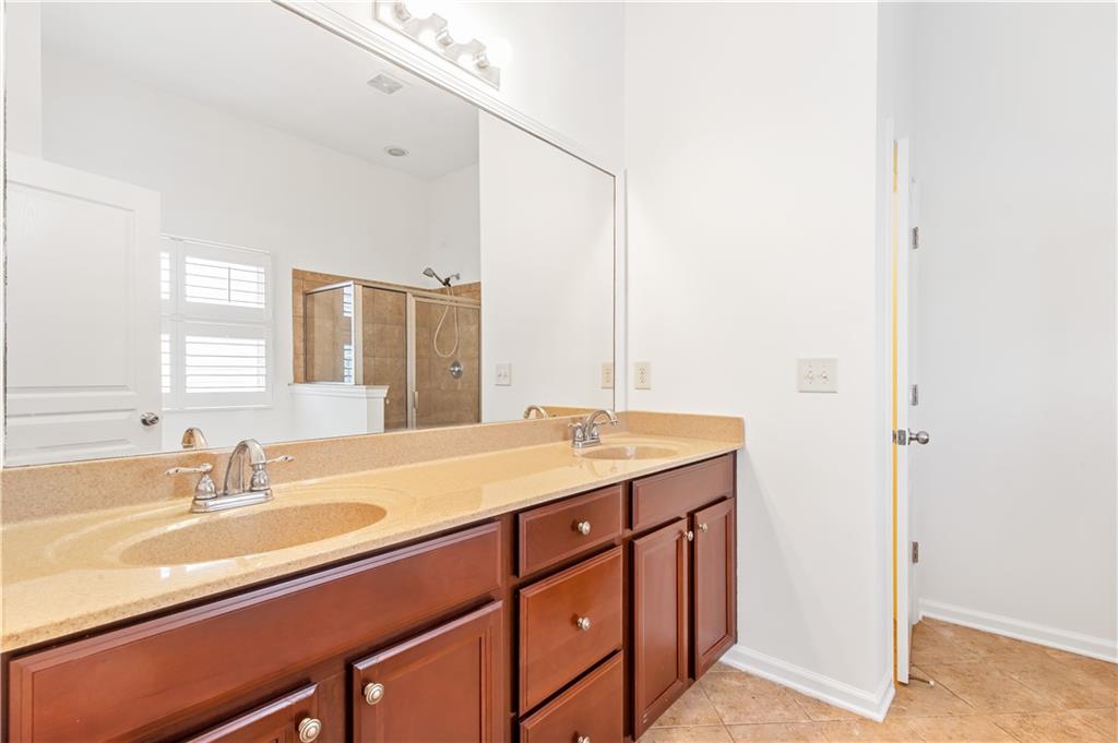 Kennewick Place - Residential