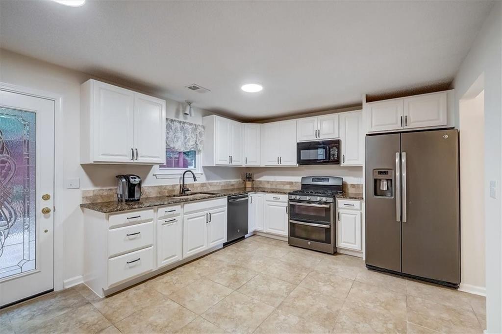 3859 Sunview Drive NW