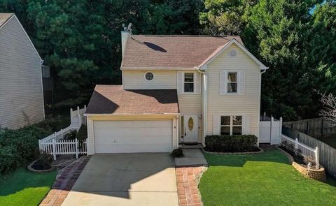 Homes For Sale - 3859 Sunview Drive<br/> Acworth, GA 30101