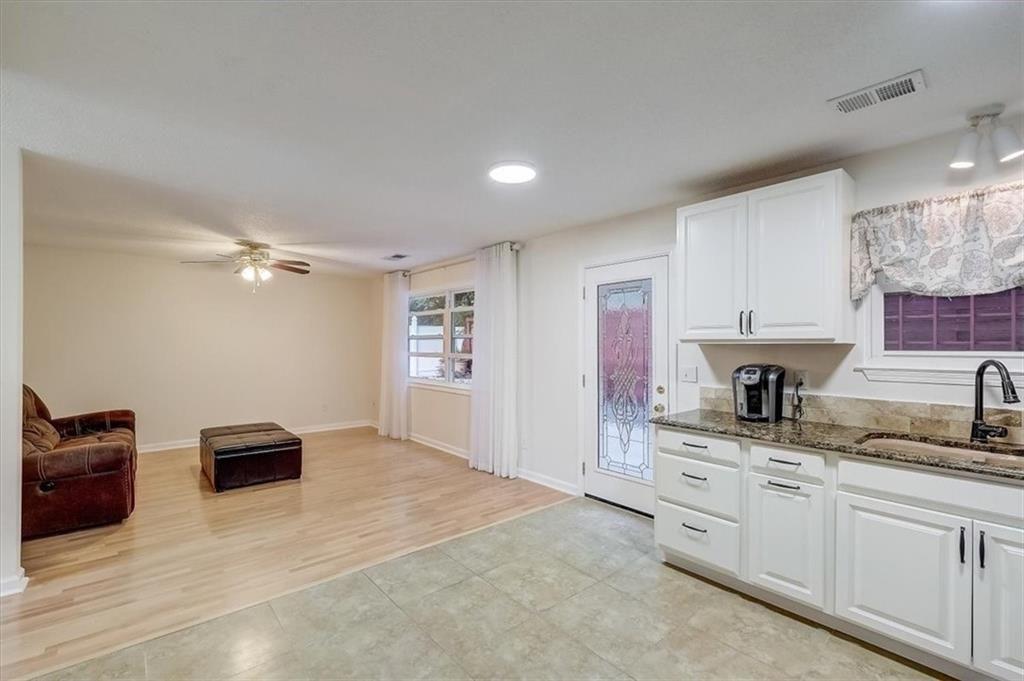 3859 Sunview Drive NW