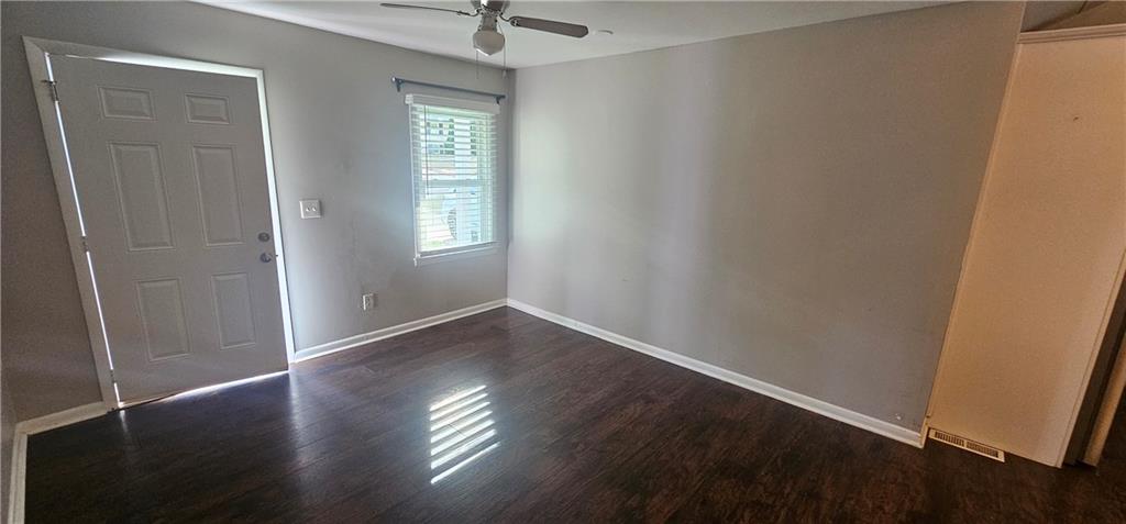 4185 Brookwood Drive, Austell, Georgia image 4