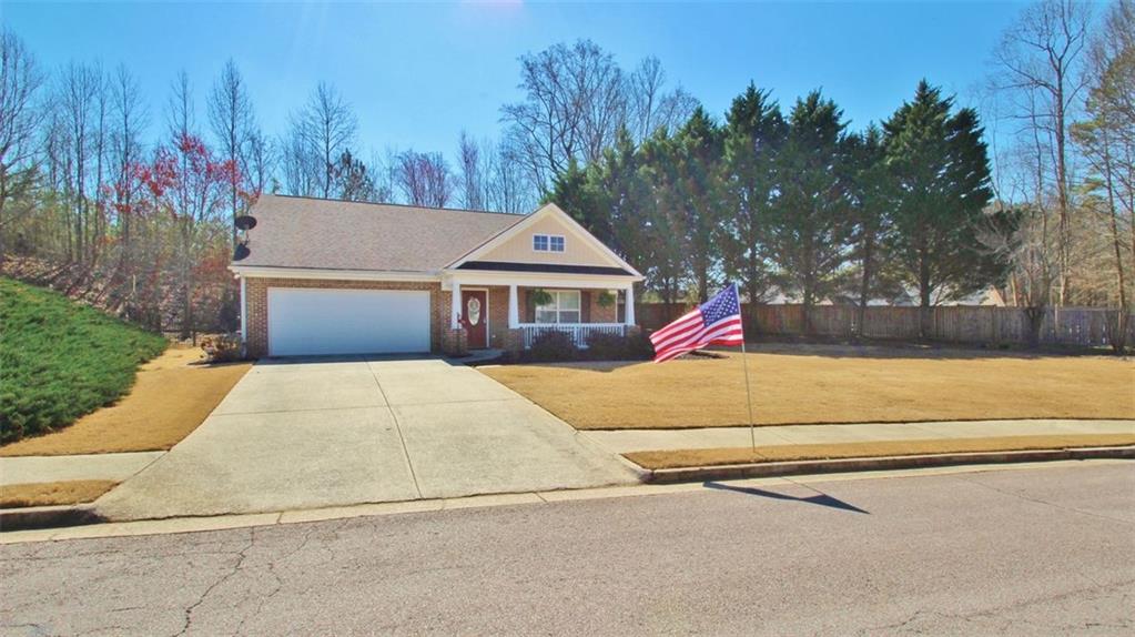 198 Lakeview Bend Circle, Jefferson, Georgia image 1