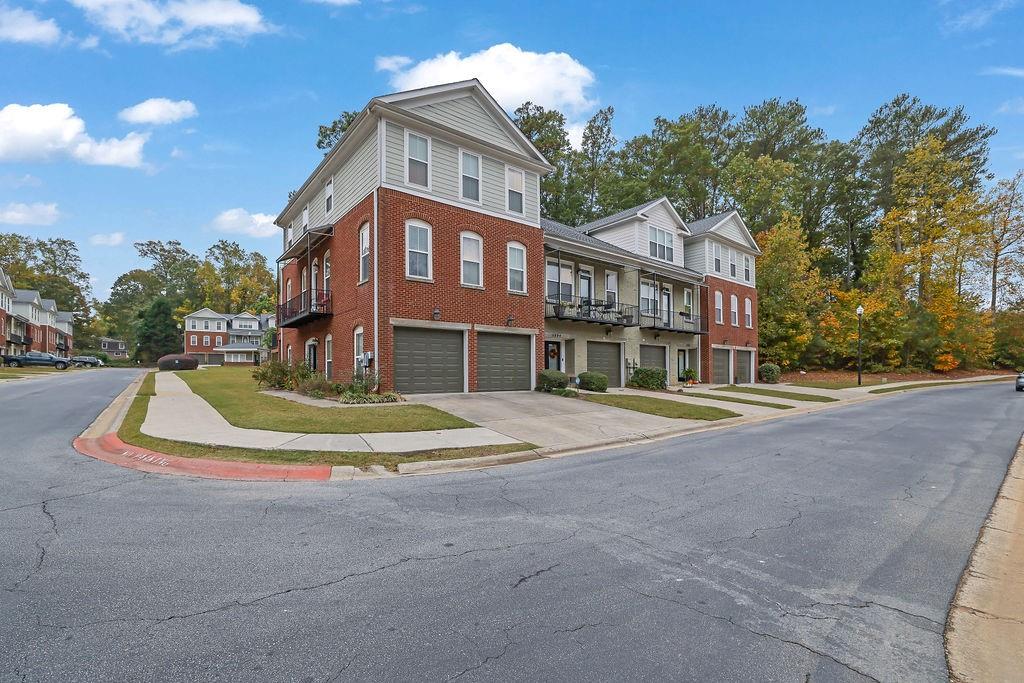 5998 Brookside Oak Circle, Norcross, Georgia image 3