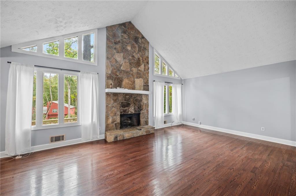 CHEATHAM SPRINGS - Residential