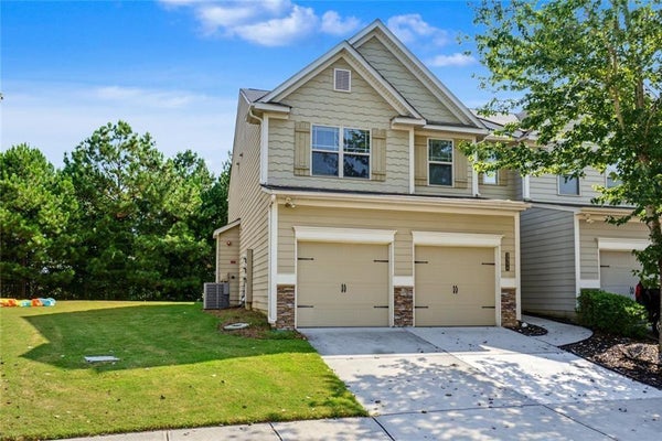 3398 CASTLEBERRY VILLAGE CIR, CUMMING, GA 30040 - Image fe3c7b06c8a8da9e8181bc53ac549b32/1859229765