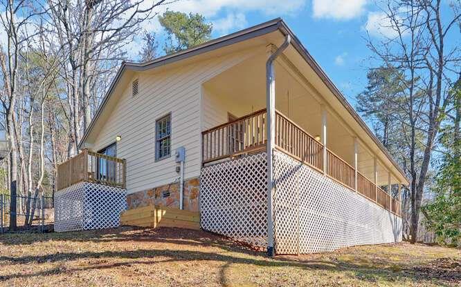 150 HARDWOOD Drive