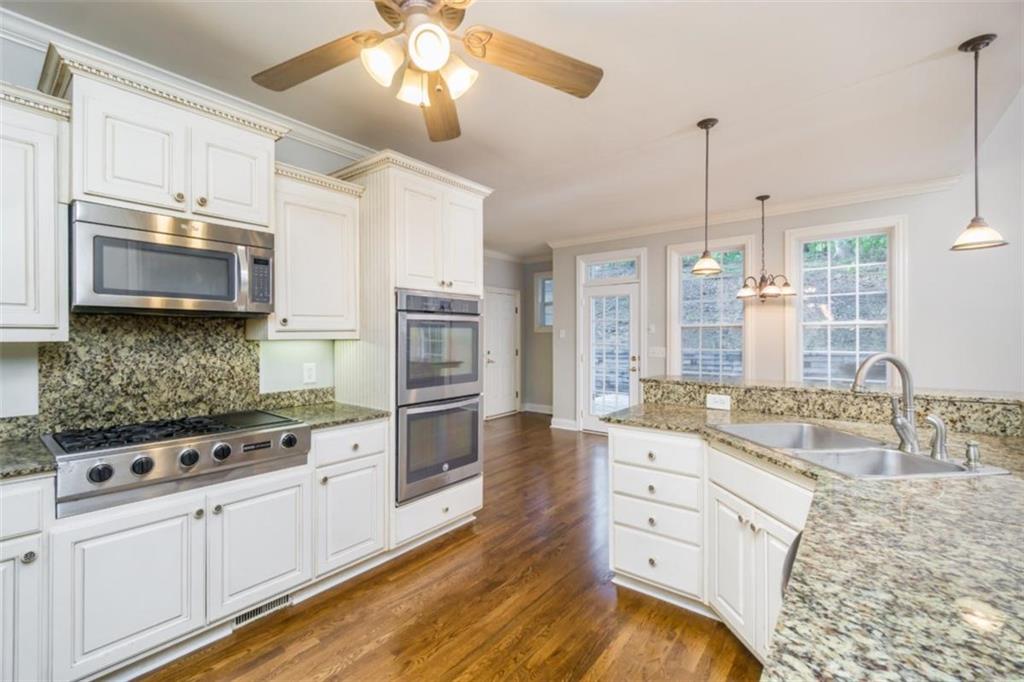 7240 Highbrook Circle, Cumming, Georgia image 12