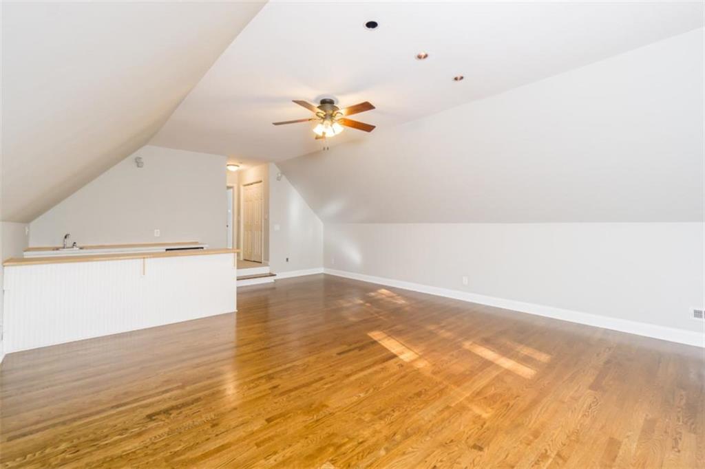 7240 Highbrook Circle, Cumming, Georgia image 32
