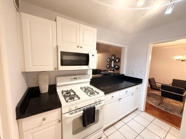 1103 Summit North Drive NE 1103