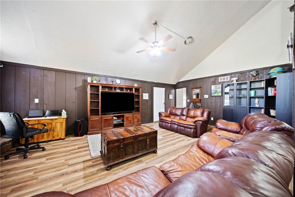 1439 Edenfield Court, Lithonia, Georgia image 6