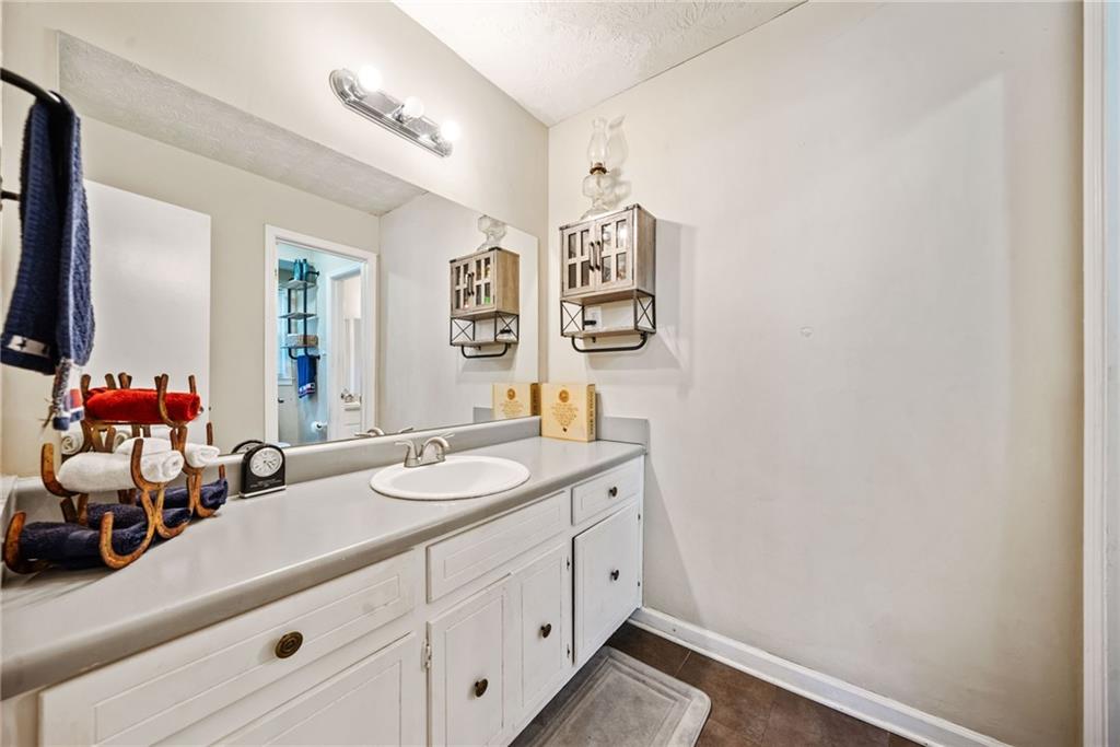1439 Edenfield Court, Lithonia, Georgia image 14