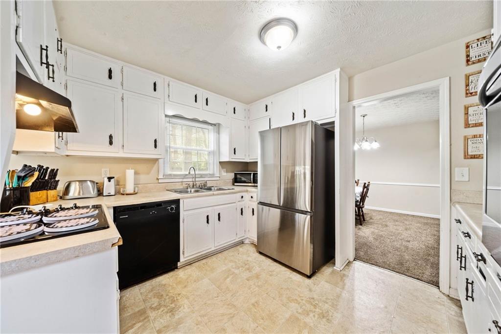 1439 Edenfield Court, Lithonia, Georgia image 21