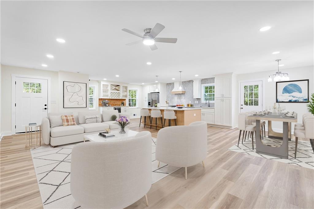 1050 Tanglewood Trail