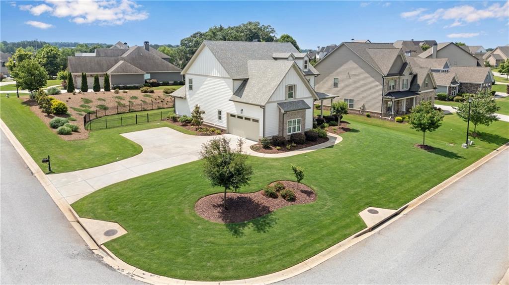 485 Delaperriere Loop, Jefferson, Georgia image 2