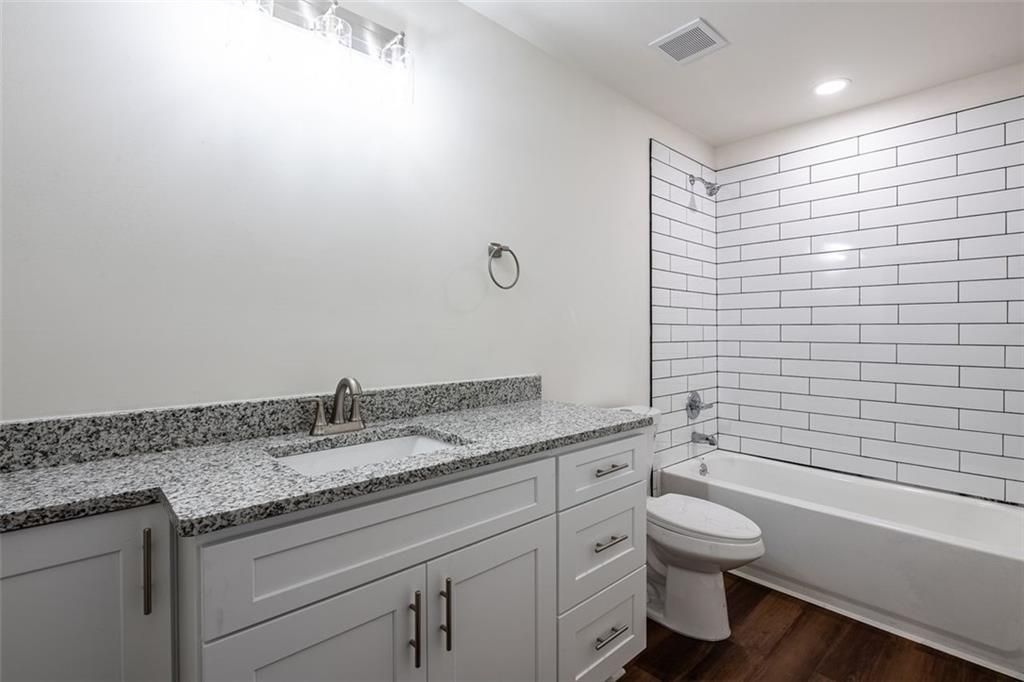 English Avenue - Residential Lease