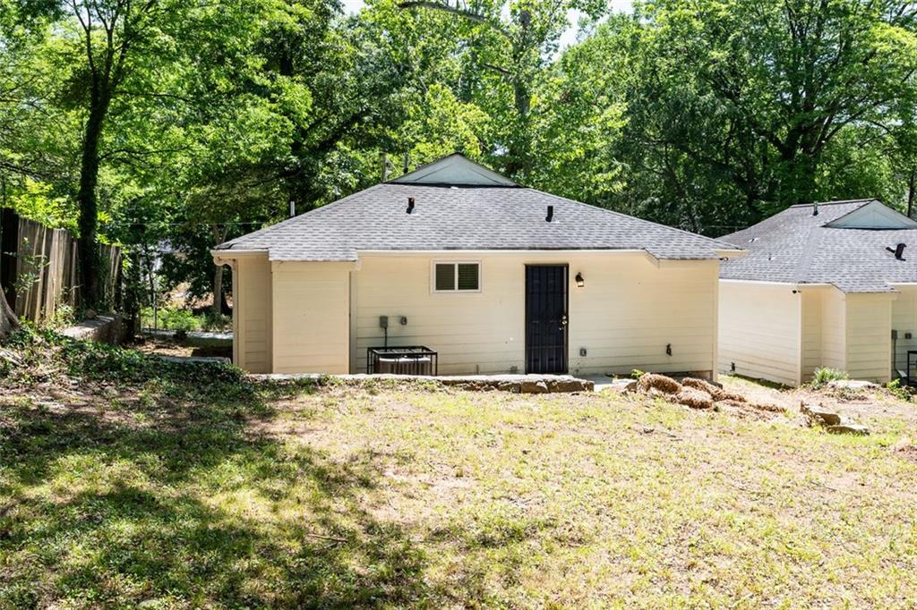 English Avenue - Residential Lease
