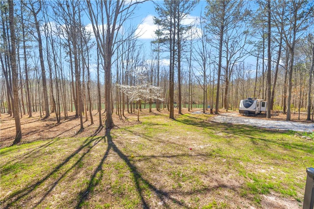 112 Barnes Circle, Commerce, Georgia image 3