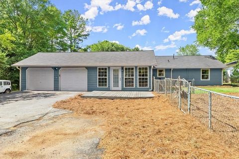 A home in Powder Springs