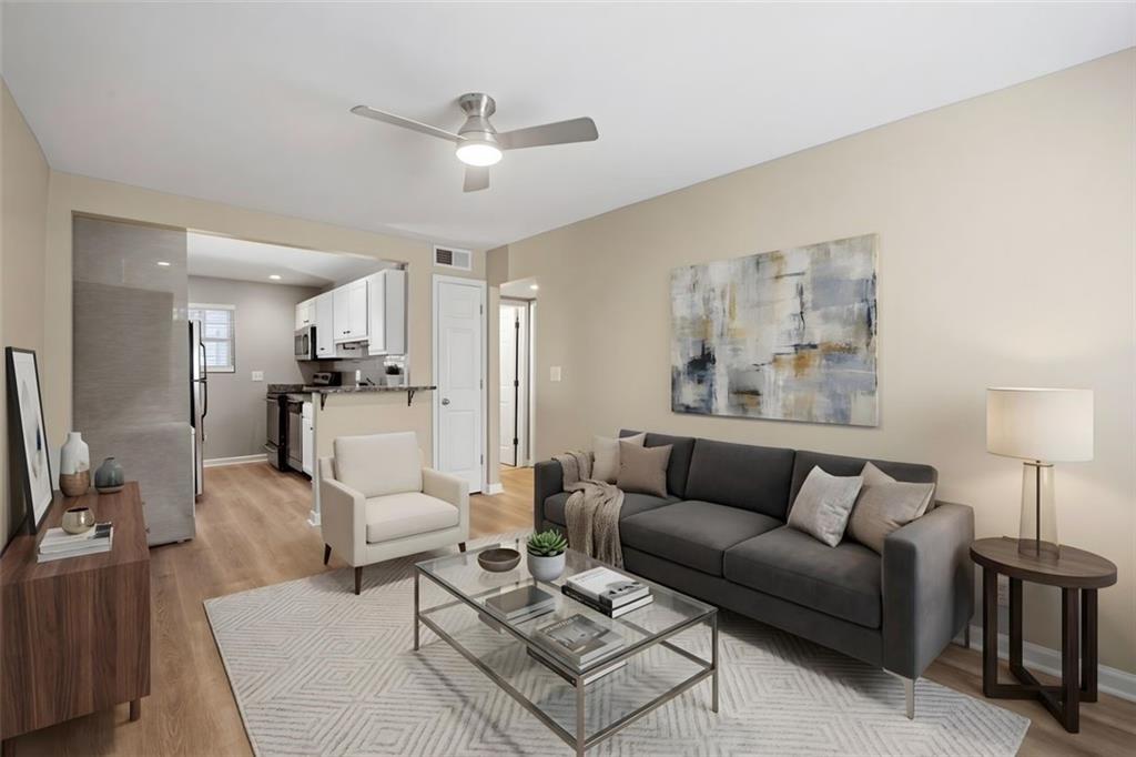 210 Sampson Street NE 5