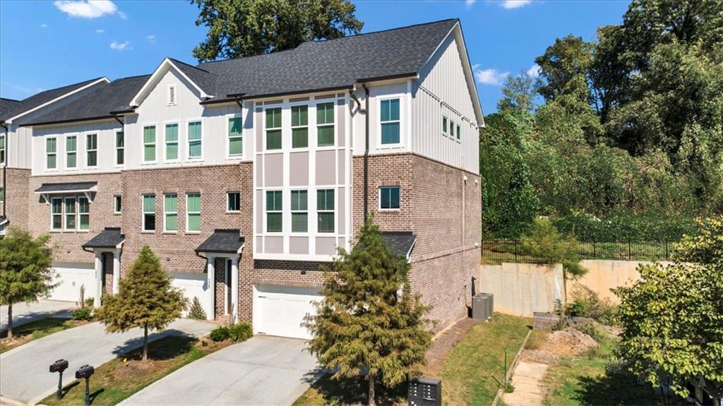 237 W Marietta Street