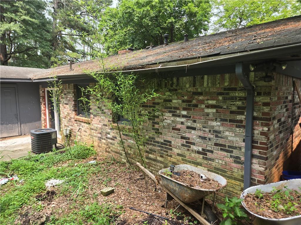 1203 Balboa Court