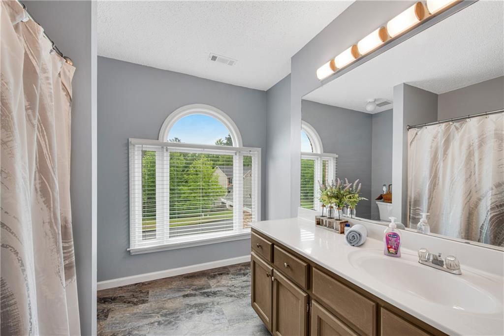 260 Roberts Road, Suwanee, Georgia image 35
