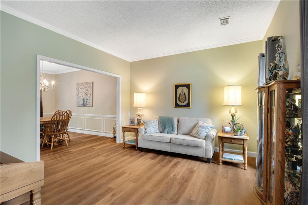 260 Roberts Road, Suwanee, Georgia image 6