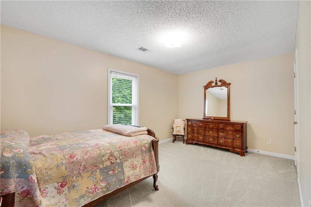 260 Roberts Road, Suwanee, Georgia image 33