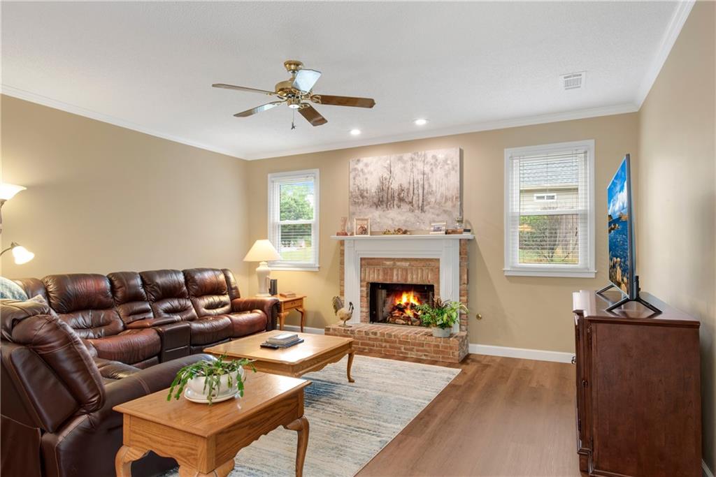 260 Roberts Road, Suwanee, Georgia image 17