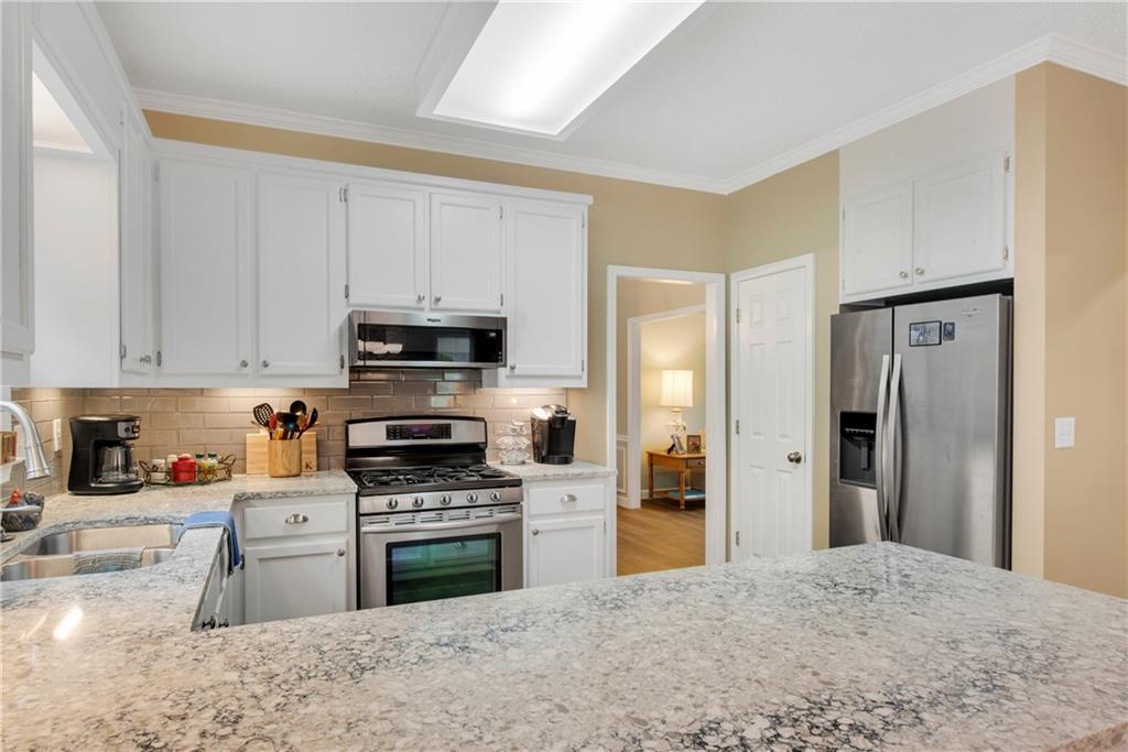 260 Roberts Road, Suwanee, Georgia image 12