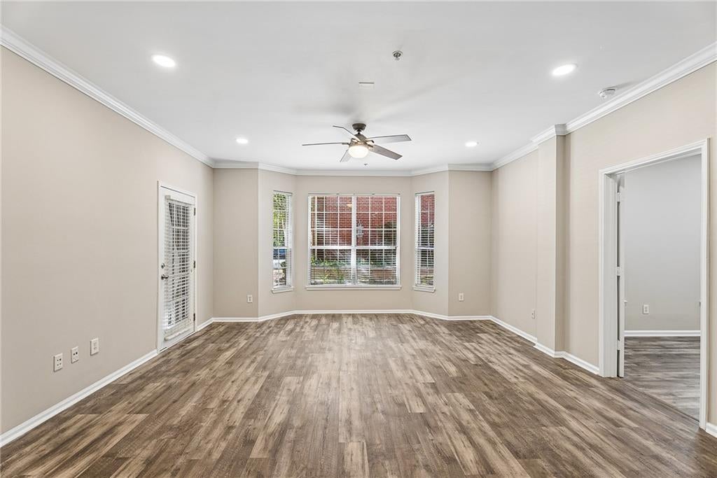 5641 Roswell Road 111