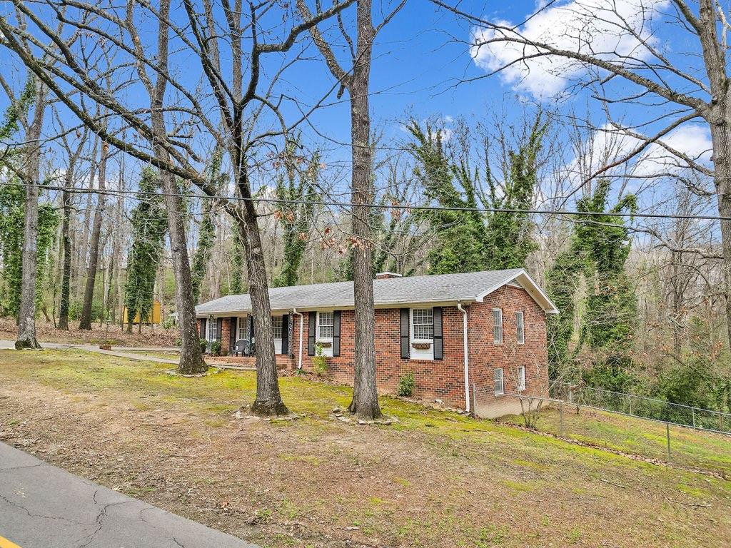 206 Hammond Drive