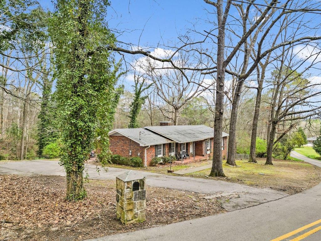 206 Hammond Drive