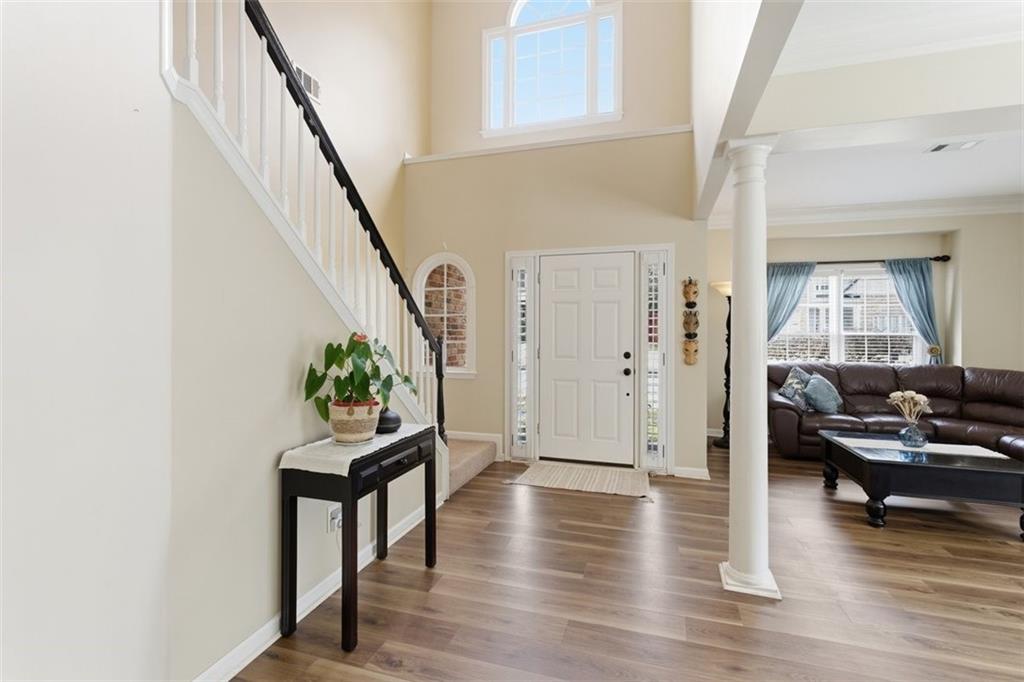 2725 STILLWATER LAKE Lane