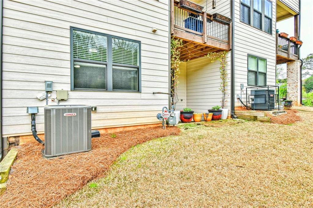 1122 Provence Lane