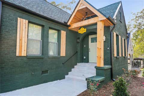 Homes For Sale - 1580 Beecher Street<br/> Atlanta, GA 30310