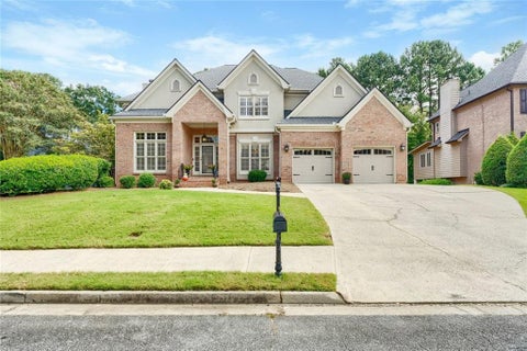 Homes For Sale - 5022 Audley Lane<br/> Peachtree Corners, GA 30092