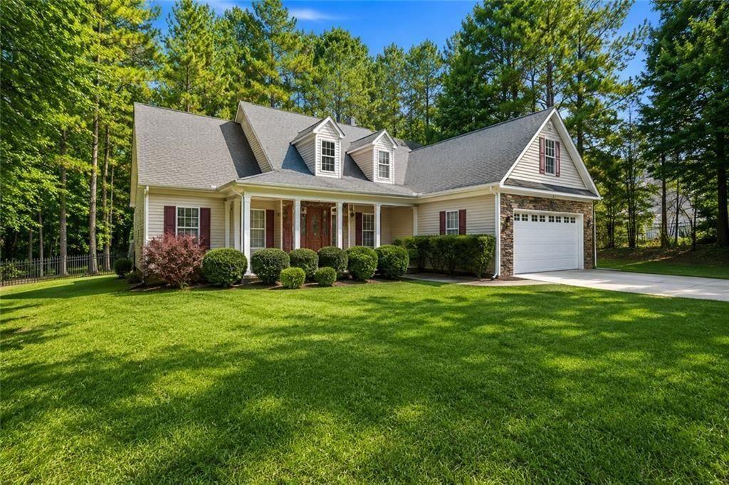 8876 Camp Tree Court