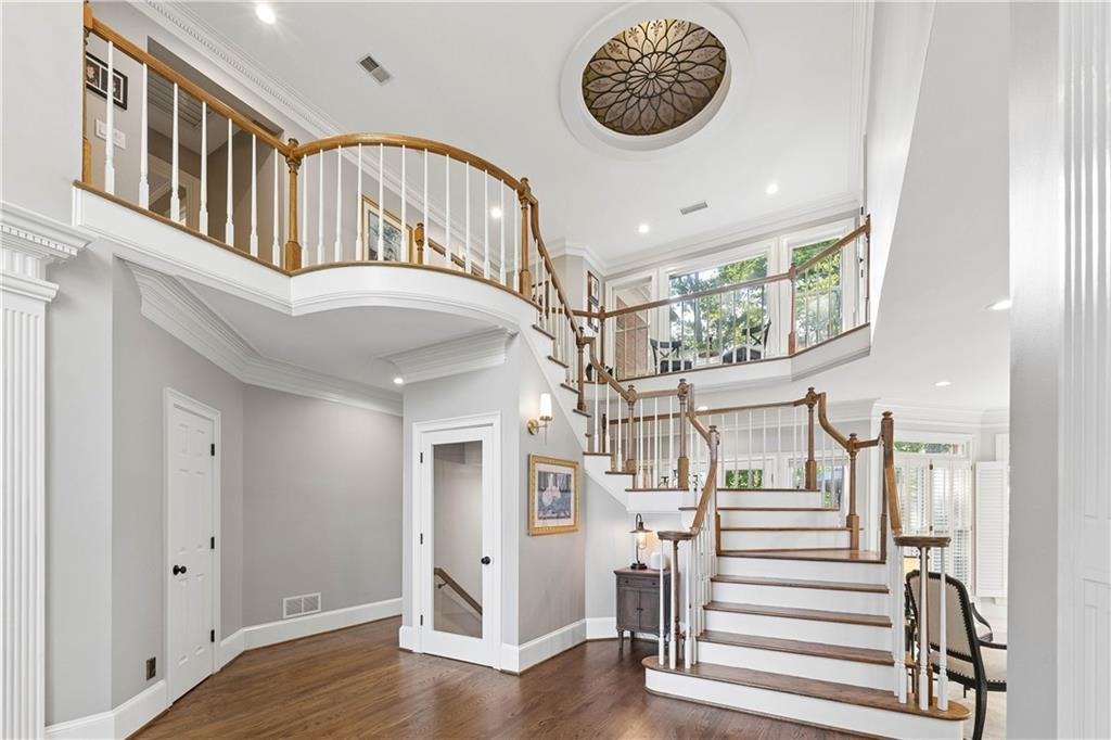 210 Wicklawn Way