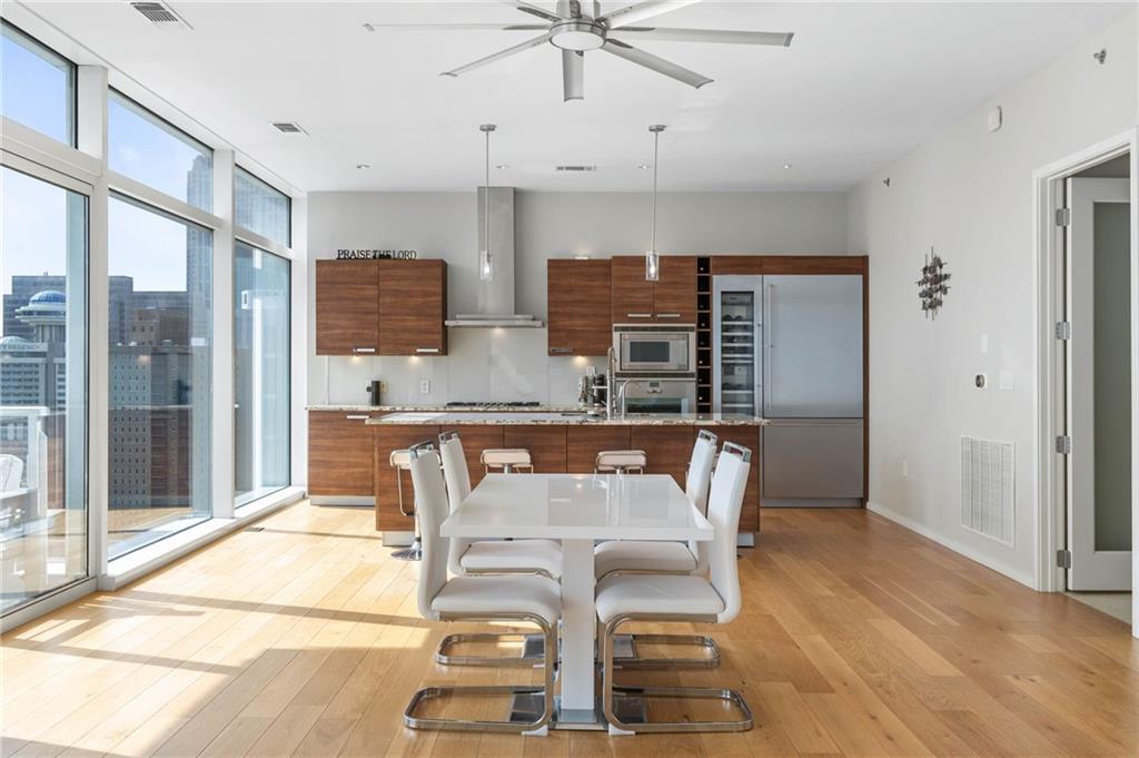 45 Ivan Allen Jr Boulevard NW 2501