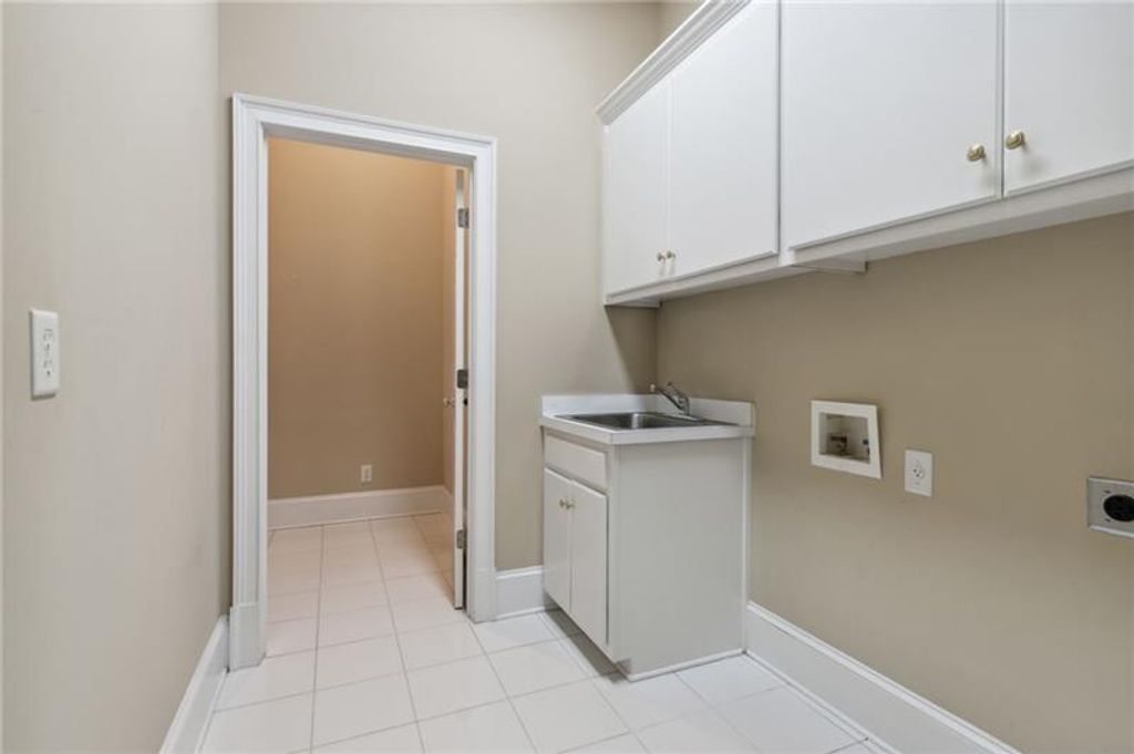listing image 77