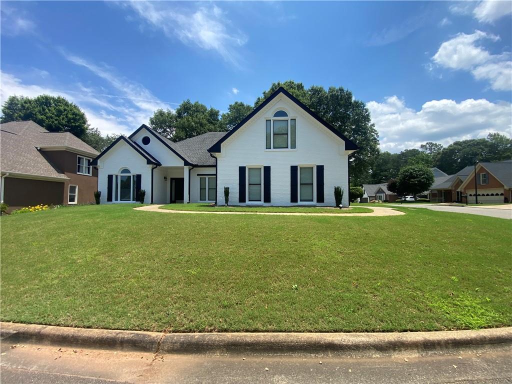 This beautifully maintained 4-bedroom, 3.5-bath all-brick ranch home with a private office offers the perfect blend of comfort, style, and location—just under a mile from the shops and restaurants of Historic Canton Street. Nestled in the highly sought-after Roswell Place subdivision, residents enjoy access to community amenities including a pool, tennis courts, scenic walking trails, and private entry to Heart of Roswell Park.
Inside, the home features LVP flooring throughout the main level, crown molding, and a spacious open-concept layout ideal for everyday living and entertaining. The bright and inviting living room includes a cozy fireplace, while the private office with glass French doors is perfect for remote work. The updated kitchen is a standout with granite countertops, tile backsplash, stainless steel appliances, a breakfast bar, and modern fixtures—all flowing seamlessly into the dining area that overlooks the serene backyard. The main-level primary suite offers a luxurious retreat with a jetted tub, dual vanities, a tile walk-in shower, and a large walk-in closet. A barn door leads to two additional main-floor bedrooms that share a full hall bathroom. Upstairs, a generously sized bonus room/4th bedroom includes a closet and full bath—ideal for guests, teens, or multi-generational living. Enjoy relaxing or entertaining on the covered back porch and private patio surrounded by a beautifully landscaped backyard. This home is truly move-in ready and perfectly positioned to enjoy all that Roswell has to offer.
Locally and professionally managed by All County Property Management North Metro, offering a streamlined leasing process. There will be a minimum 14 day period from approval to lease start. Pets allowed: up to two small dogs or one large dog (maximum 50 lbs). Minimum 1-year lease required.