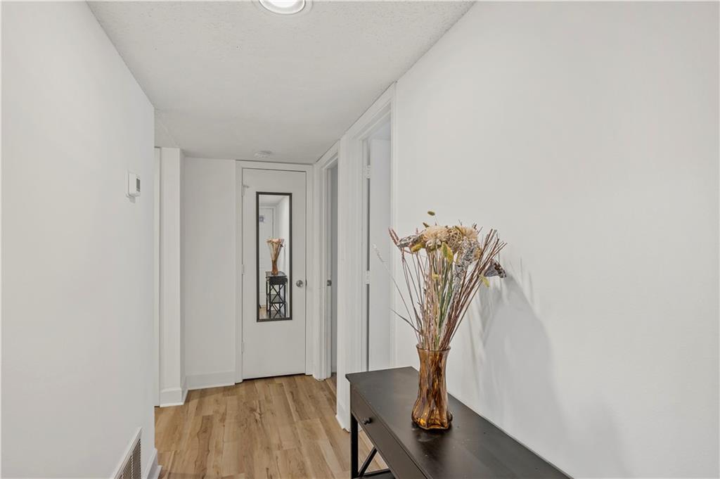 2223 Runnymead Ridge SE